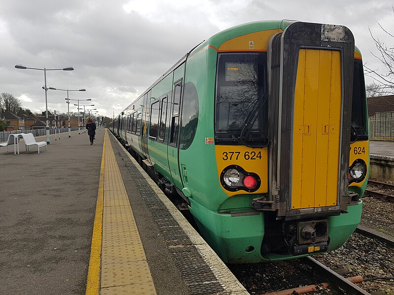 File:Tattenham Corner railway station 20190309 110303 (48777560231).jpg