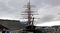The RRS Discovery & the Victoria & Albert Museum, Dundee, Scotland.jpg