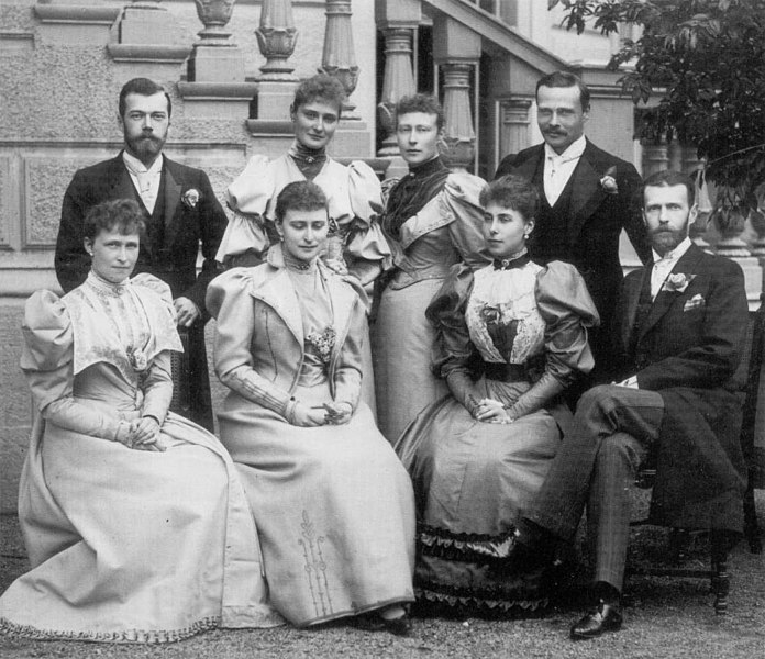 File:The royal family of Hesse.jpg