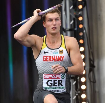 Röhler competing in 2017