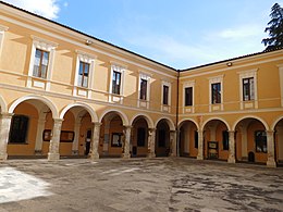 Hôtel de Ville (Sulmona) 03.jpg