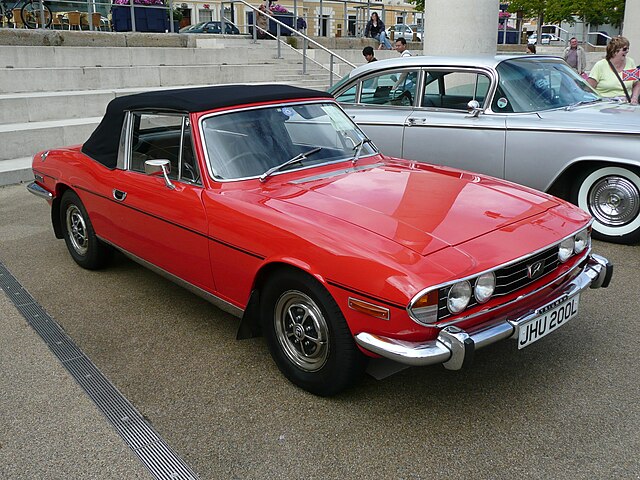 1972 Stag with Rostyle wheel trims, retrofitted 1976 stainless steel sill panels