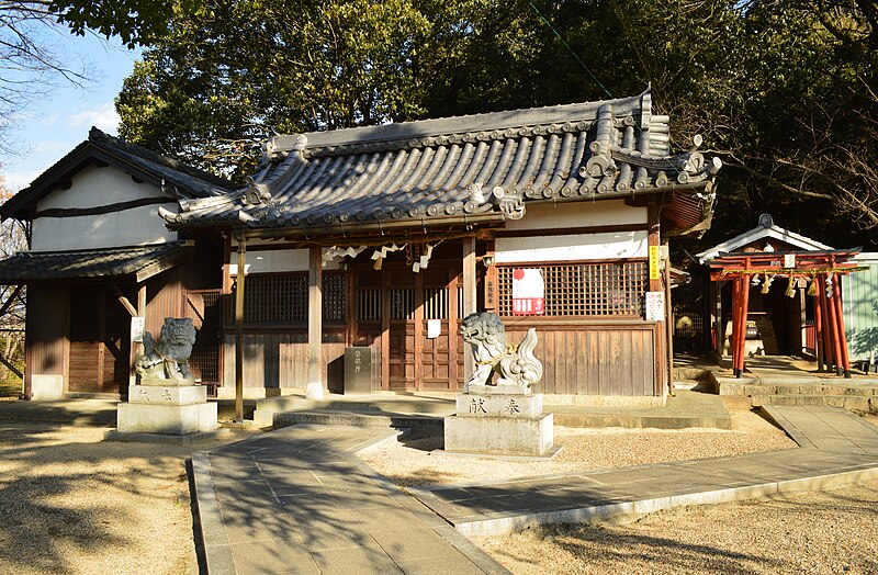 File:Tsudo-hachiman-jinja, haiden.jpg