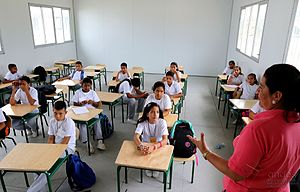 Students affected by earthquake in new temporary class in Ecuador UNIDADES EDUCATIVAS (28115826685).jpg