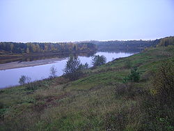 Řeka u Makarijeva v Kostromské oblasti