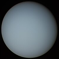 A Voyager-2 képei az Uránuszról