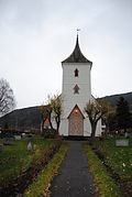 Utvik kyrkje 04.JPG