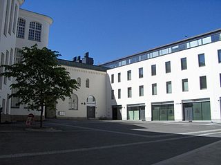 <span class="mw-page-title-main">Väinö Linna Square</span>