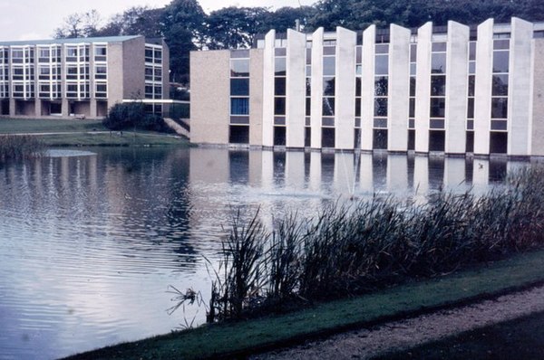 A view of the main building and lake at Van Mildert College in 1971