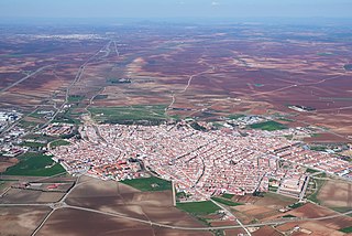 <span class="mw-page-title-main">Villafranca de los Barros</span> Municipality in Extremadura, Spain