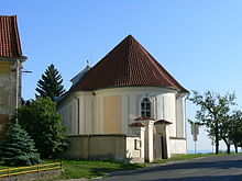 Tolerance church in Vysoka (Bohemia) - without entrance from the street and without tower Vysoka-tolerancni kostel.JPG