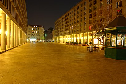 So kommt man zu Leibniz-Kolonnaden mit den Öffentlichen - Mehr zum Ort Hier