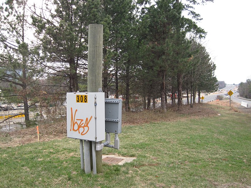 File:Wiehle Ave. and the Dulles Toll Rd. access ramp. Future home of the Wiehle Ave. Metro Station (WMATA). - panoramio - jpcrow98 (2).jpg