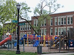 Evanston, Illinois middle school evacuated after bomb threat Image: Shankarnikhil88.