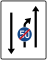Zeichen 536-20 Einengungstafel – ohne Gegenverkehr mit integriertem Zeichen 279 – Einzug links, noch 1 Fahrstreifen und 1 Fahrstreifen in Gegenrichtung