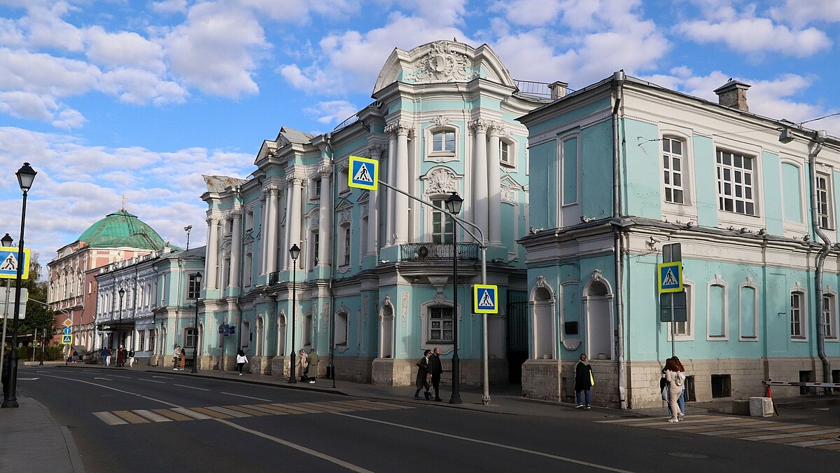 Файл:Москва. улица Покровка, 22 1с1 (Дом Апраксиных-Трубецких) IMG 2127.3  e1.jpg — Википедия