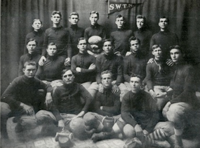 1910 Southwest Texas State football team.png