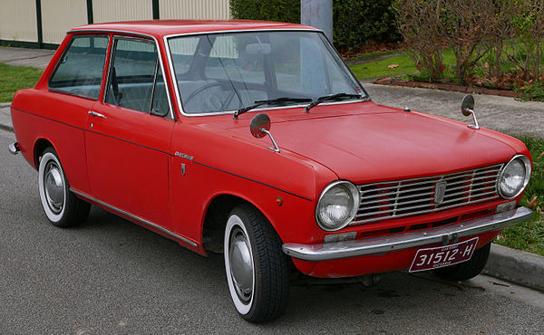 Datsun 1000 DeLuxe two-door sedan (Australia)