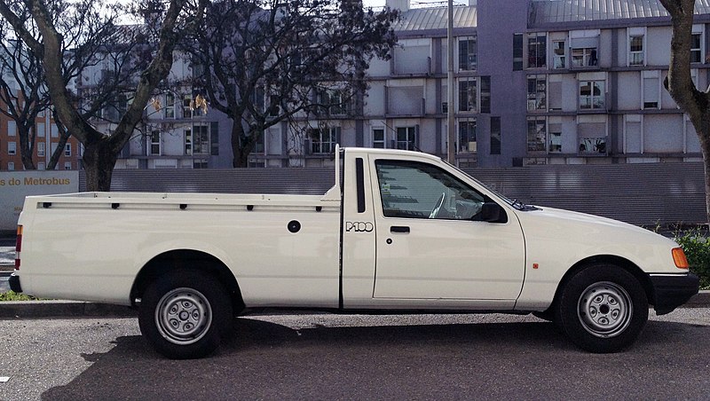 File:1992 Ford P100 TD, right side profile.jpg