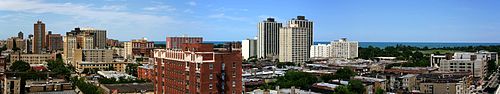 Skyline of Uptown, Chicago, looking northeast 2004-07-25 3180x600 chicago uptown pan.jpg