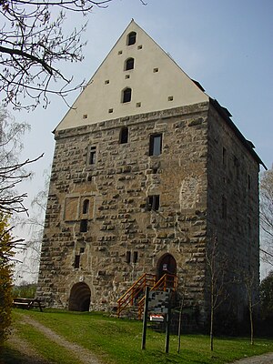 Dachsbach's landmark, the residential tower of the former moated castle