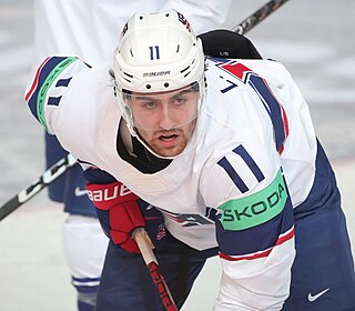 <span class="mw-page-title-main">Luke Tuch</span> American ice hockey player