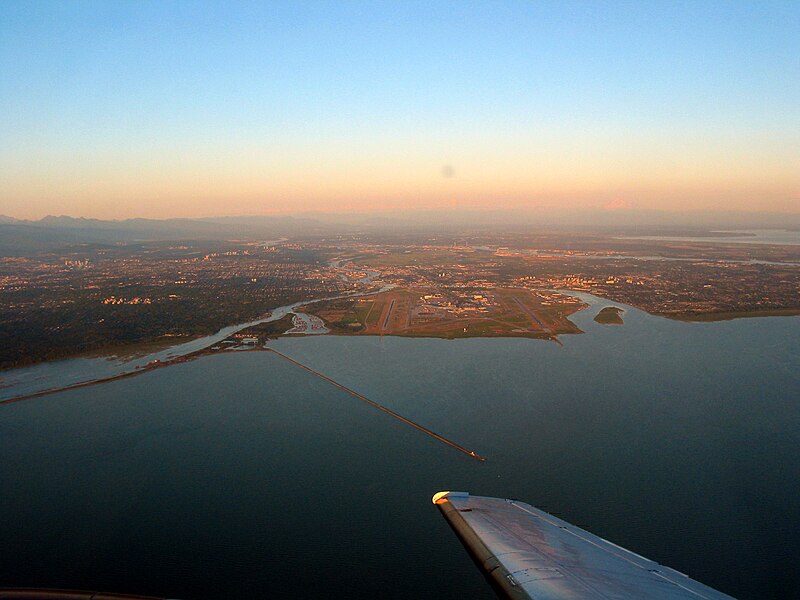 File:Aerial photograph of Vancouver International Airport (YVR) at sunset, looking east.jpg