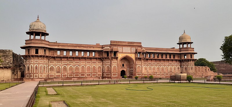 File:Agra Fort, Built by- Raja Badal Singh.jpg