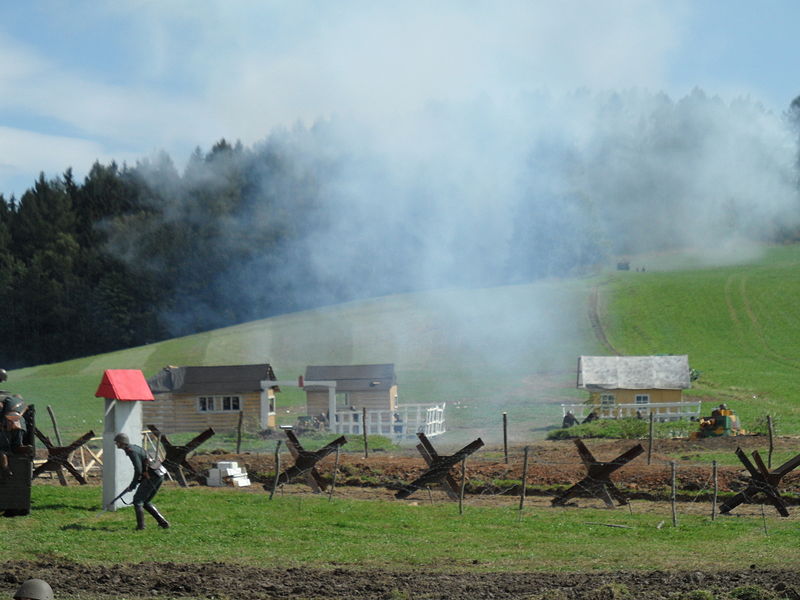 File:Akce Cihelna 2014 F07. HlavniUkazka AlternativniScenar.jpg