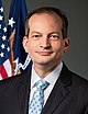 Alexander Acosta officielt billede (beskåret) .jpg