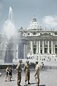 Soldaten der Alliierten auf dem Petersplatz in Rom, Juni 1944