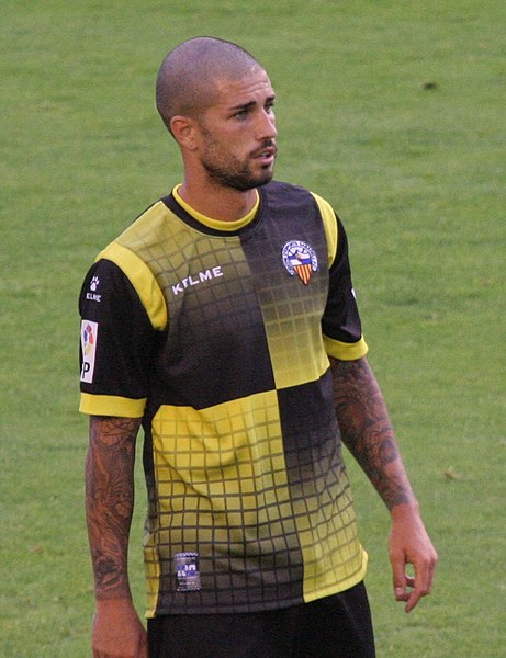 File:Aridai Cabrera (cropped).JPG