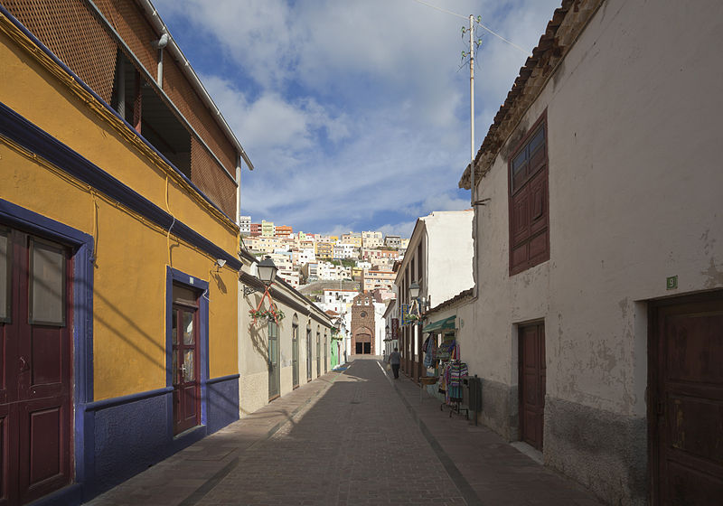 File:Avenida de Colón, San Sebastián de la Gomera, La Gomera, España, 2012-12-14, DD 01.jpg