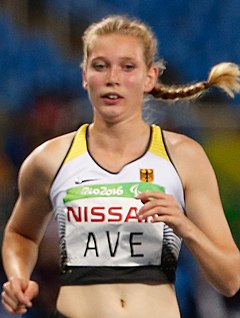 BRASILEIROS GANHAM MEDALHAS NO ATLETISMO DOS JOGOS PARALÍMPICOS RIO 2016 (28947189494) (обрезано) - Lindy Ave.jpg