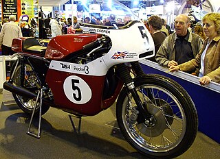 <span class="mw-page-title-main">BSA/Triumph racing triples</span> Type of motorcycle