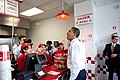 Barack Obama commande un déjeuner chez Five Guys à Washington, D.C., 2009
