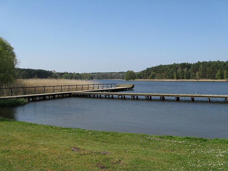 File:Barnin Barniner See 2009-04-16 003.jpg