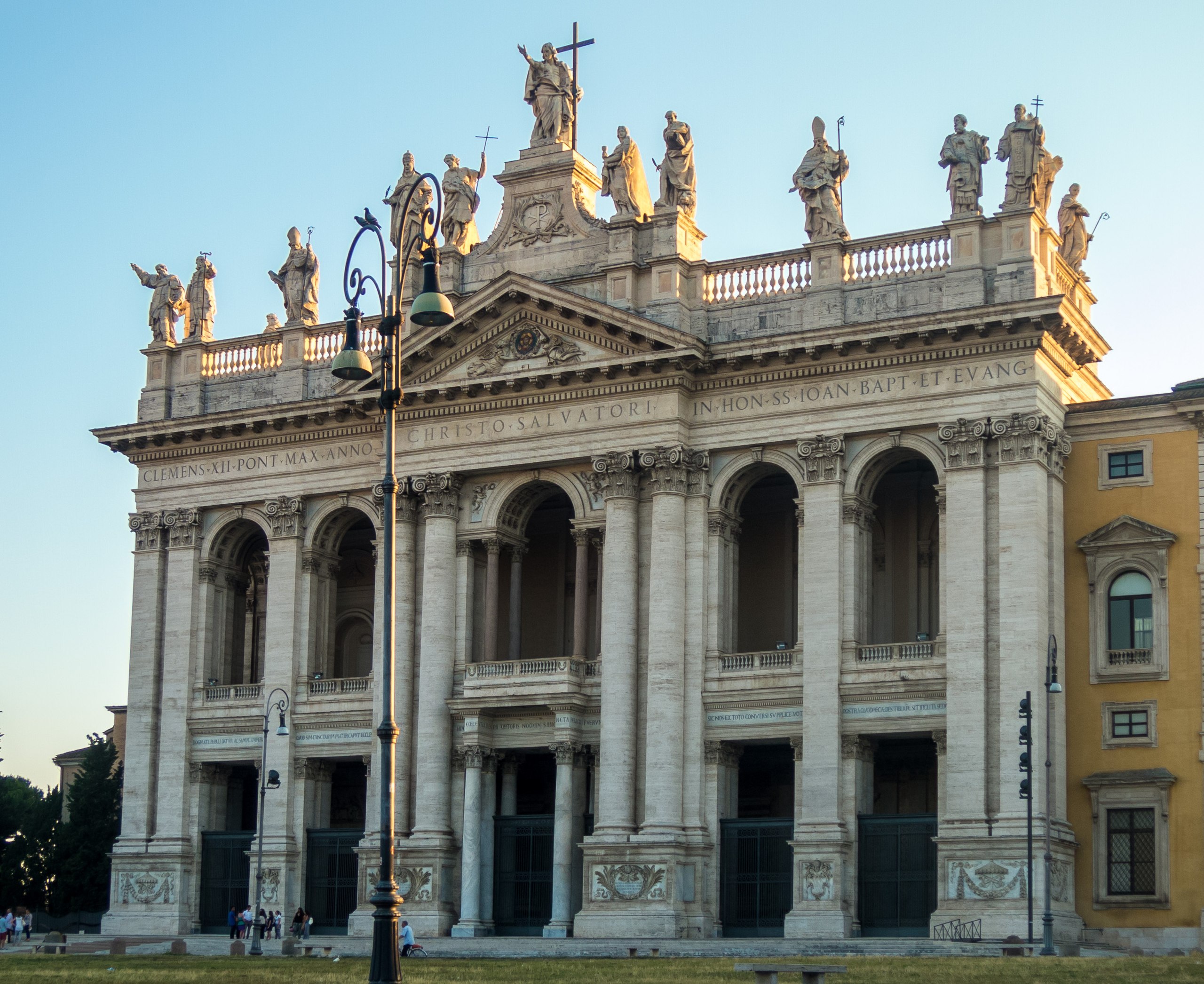 Basilica di San Giovanni in Laterano (facade) - Rome, Italy.jpg