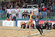 Deutsch: Beachhandball Europameisterschaften 2019 (Beach handball Euro); Tag 5: 6. Juli 2019 – Frauen, Platzierungsspiel für die Ränge 9–12, Deutschland-Polen 2:1 (22:23, 19:16, 7:6) English: Beach handball Euro; Day 5: 6 July 2019 – Placement Match/Cross Match for rank 9–12 Women – Germany-Poland 2:1 (22:23, 19:16, 7:6)