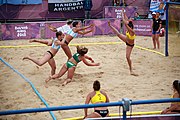 Deutsch: Beachhandball bei den Olympischen Jugendspielen 2018; Tag 5, 10. November 2018; Mädchen, Hauptrunde - Ungarn-Argentinien 1:2 English: Beach handball at the 2018 Summer Youth Olympics at 11 October 2018 – Girls Main Round – Hungary-Argentina 1:2