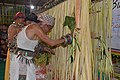 Bahasa Indonesia: Para mulung sedang melakukan ritual. Mulung dalam masyarakat adat suku Paser di Kalimantan Timur adalah sebagai pemimpin dalam setiap ritual Belian.