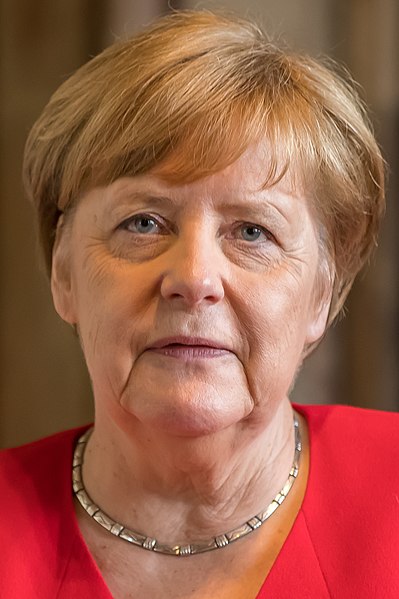 File:Besuch Bundeskanzlerin Angela Merkel im Rathaus Köln-09979 (cropped, ratio 2 to 3).jpg