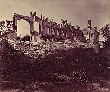 Ruines du château d'Avron après la Guerre de 1870