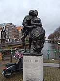 Bronze sculpture, made after the title of an old Dutch theater play of Bredero; free photo Amsterdam by Fons Heijnbroek, January 2022