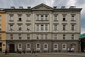 Bundesrealgymnasium Innsbruck (BT0A5091).jpg