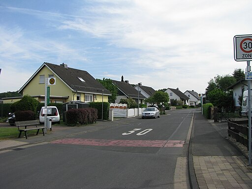 Bushaltestelle Abzweig Bahnhof, 1, Rengershausen, Baunatal, Landkreis Kassel