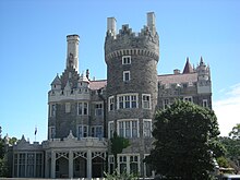 קובץ:Casa_Loma_July_2010_01_(exterior).JPG