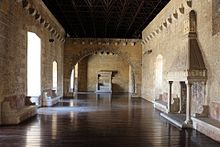 La sala del trono nel castello normanno-svevo
