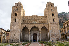 Façade de la cathédrale de Cefalù.