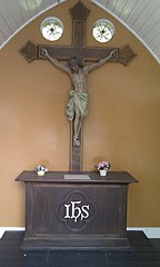 Kruisbeeld in de kapel